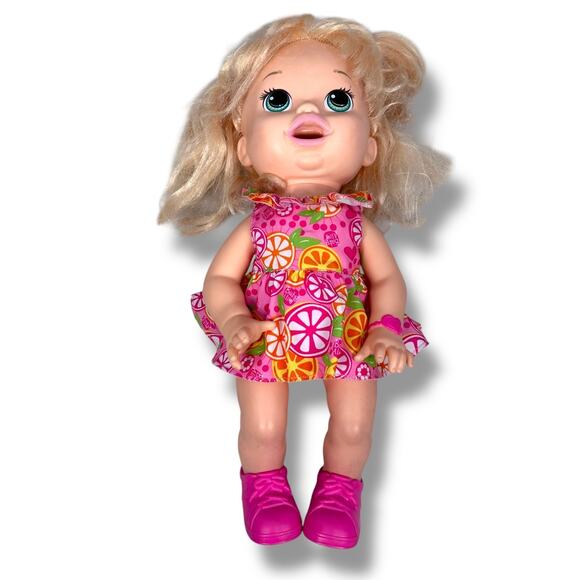 Hasbro Baby Alive Snackin' Sara Doll 16" Loose Blonde Soft Face Bilingual 2014 - Picture 1 of 10